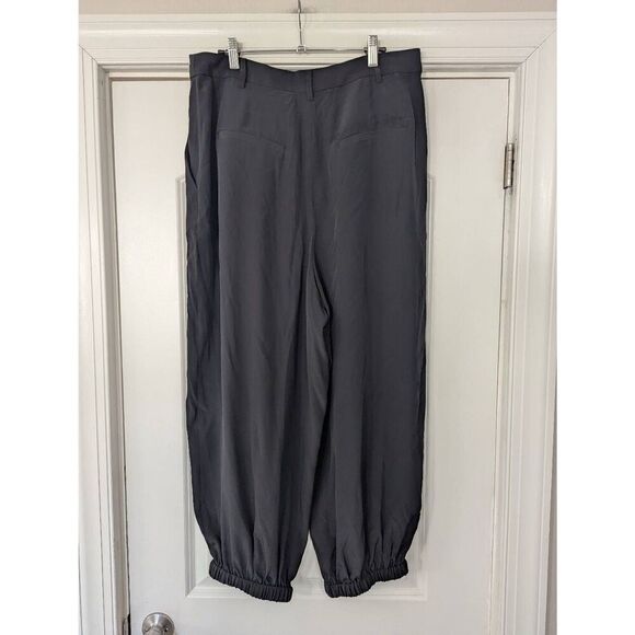 Tibi Eco Silk Pleated Balloon Pant women's size 12 black harem baggy - Picture 5 of 8